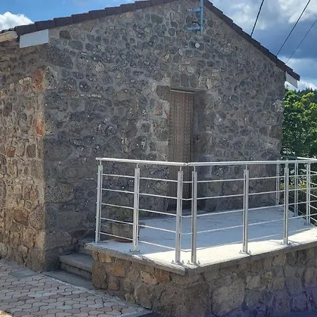 Maisonnette En Pierre Renovee Апартаменты Ламастр